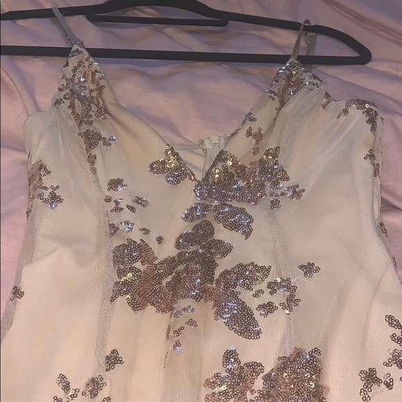 Hello Molly Rose Gold Sequin Sheer Gown With Slit - Picture 4 of 7